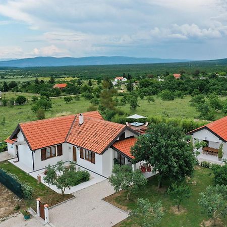 Villa Ena With Pool & Jacuzzi Donji Kasic Экстерьер фото